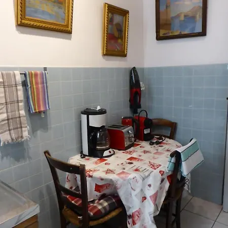 Michelet Apartment *