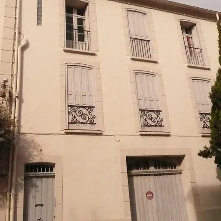 Michelet Apartment *